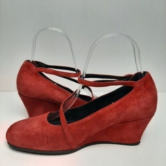 BENOITE C. Italy Mary Jane Wedge Heels Red Suede Sz 7.5 - Picture 7 of 10